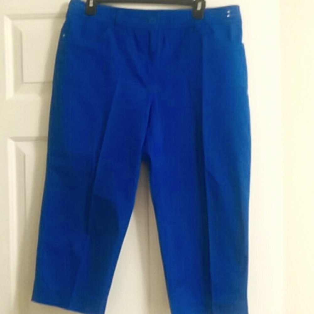 Chico's royal blue capris